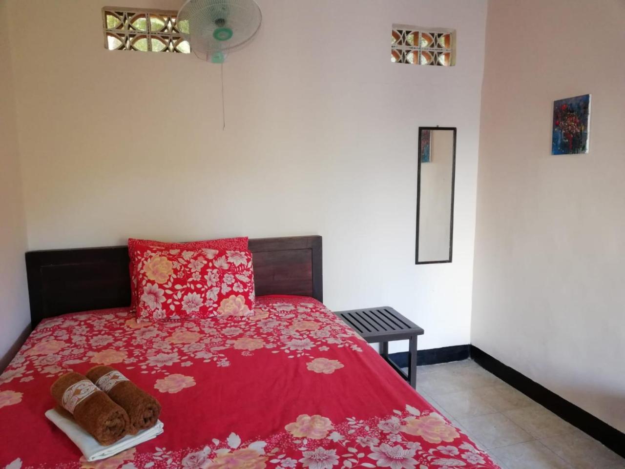Indah Homestay And Cooking Classes Сенггиги Экстерьер фото