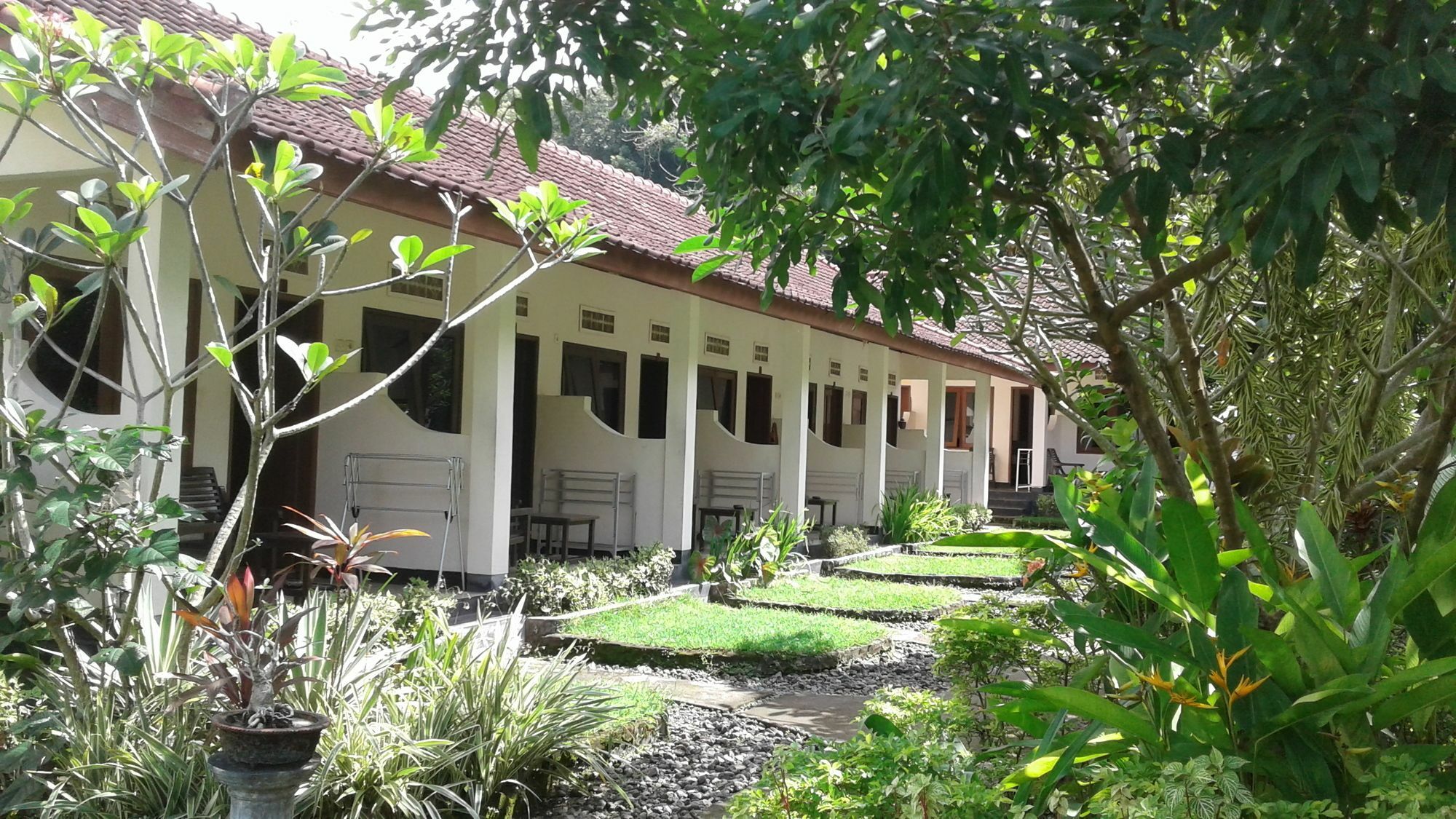 Indah Homestay And Cooking Classes Сенггиги Экстерьер фото